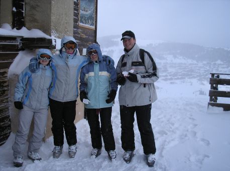The cafe wouldn't serve just hot drinks, so we ate our lunch in the snowstorm outside.